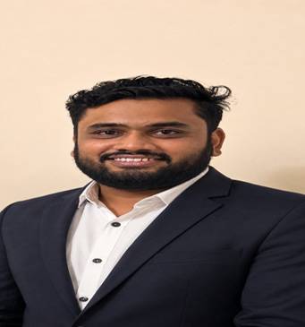Dr. Akshay Fuke